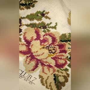 NOSTALGIC WOOL FLORAL SCARF